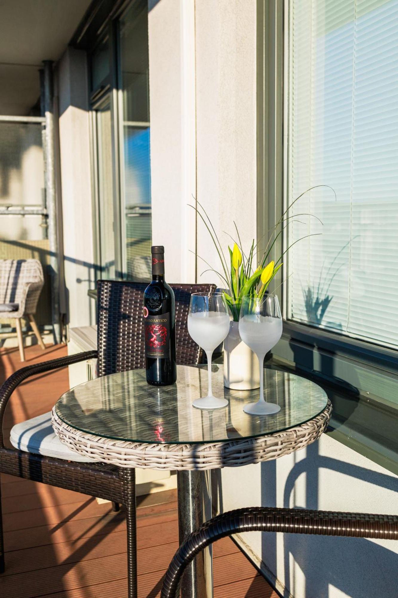 Sunny Apartment With Amazing Terrace On The 13Th Floor Near City Center Братислава Экстерьер фото
